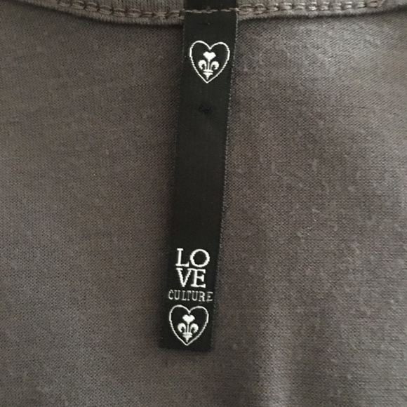 Sequined top size small - Picture 3 of 3